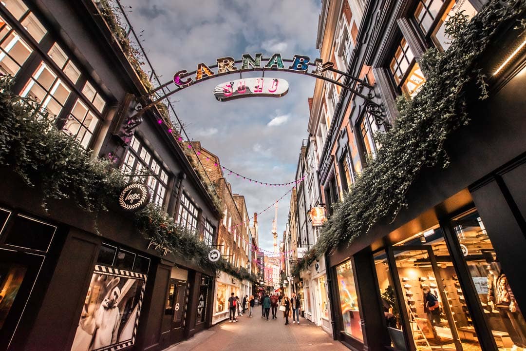 two-days-in-london-soho-sign-at-night