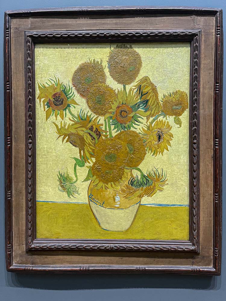 two-days-in-london-van-gogh-sunflowers