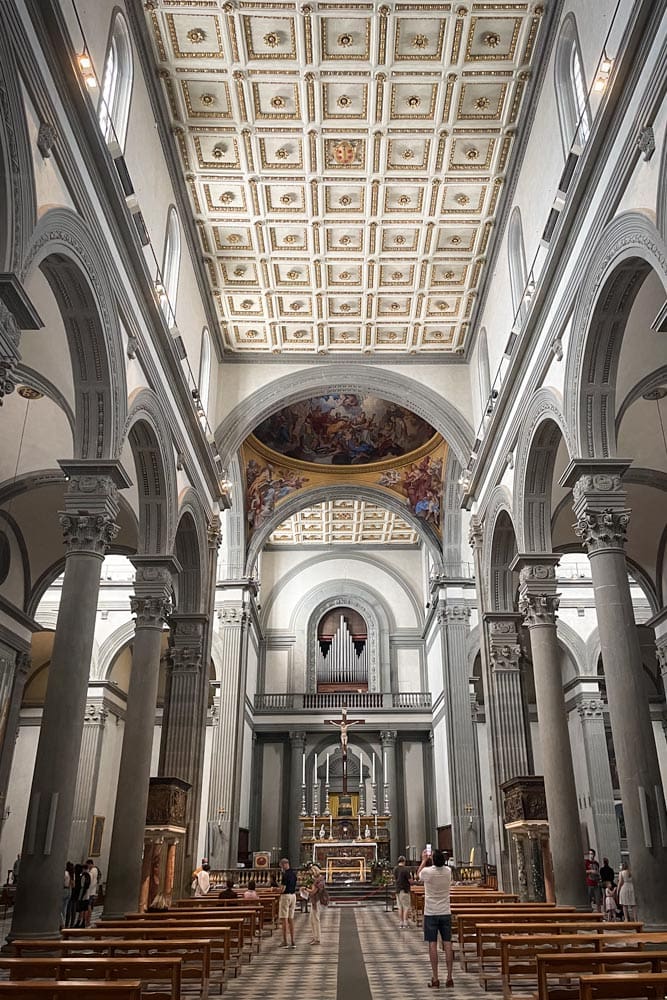 3-day-florence-itinerary-Basilica-di-San-Lorenzo-interior