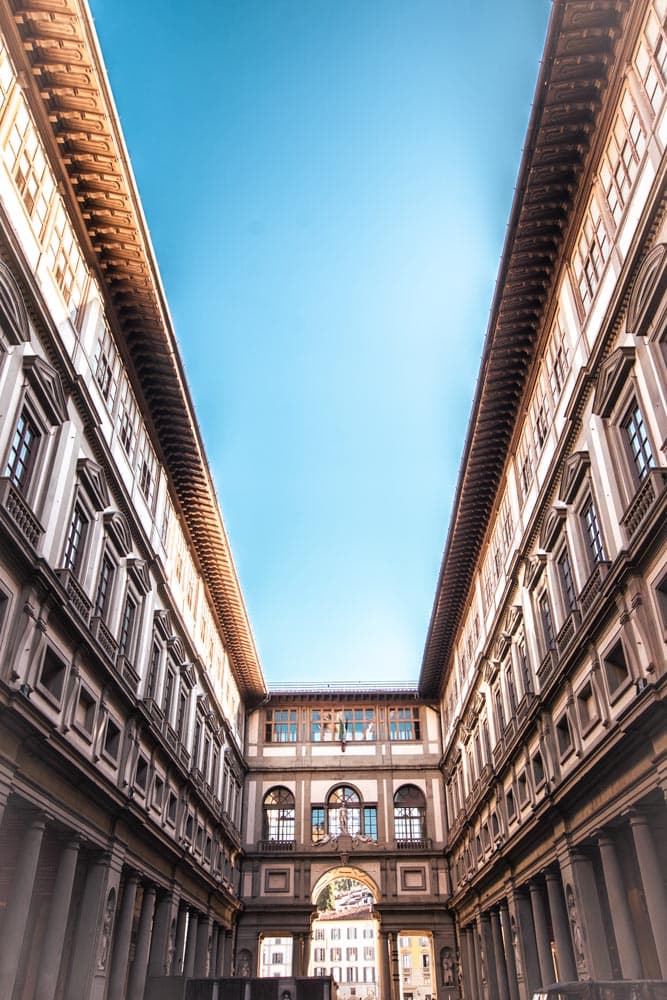 uffizi-gallery-from-the-outside