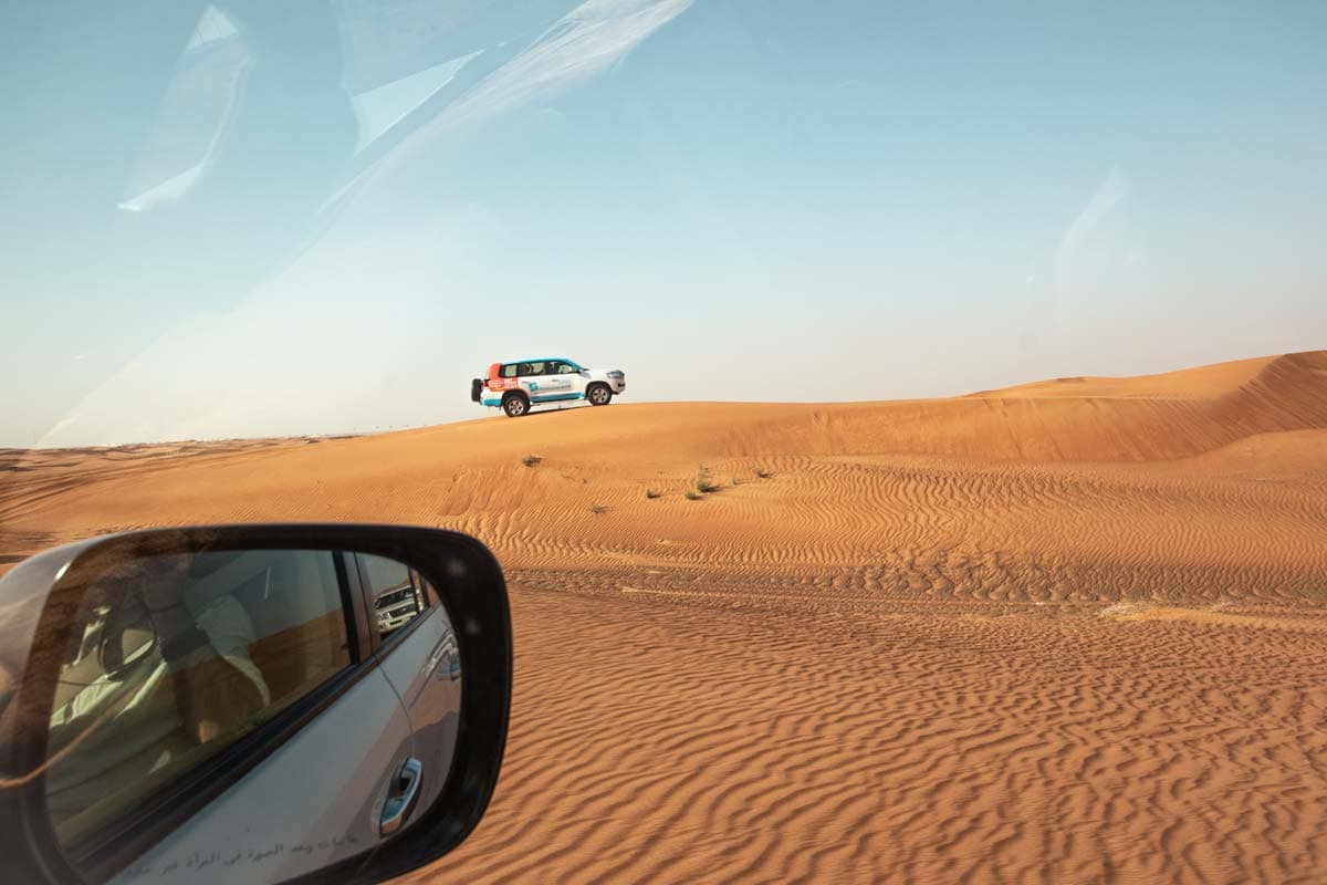 5-days-in-dubai-4x4-in-the-desert