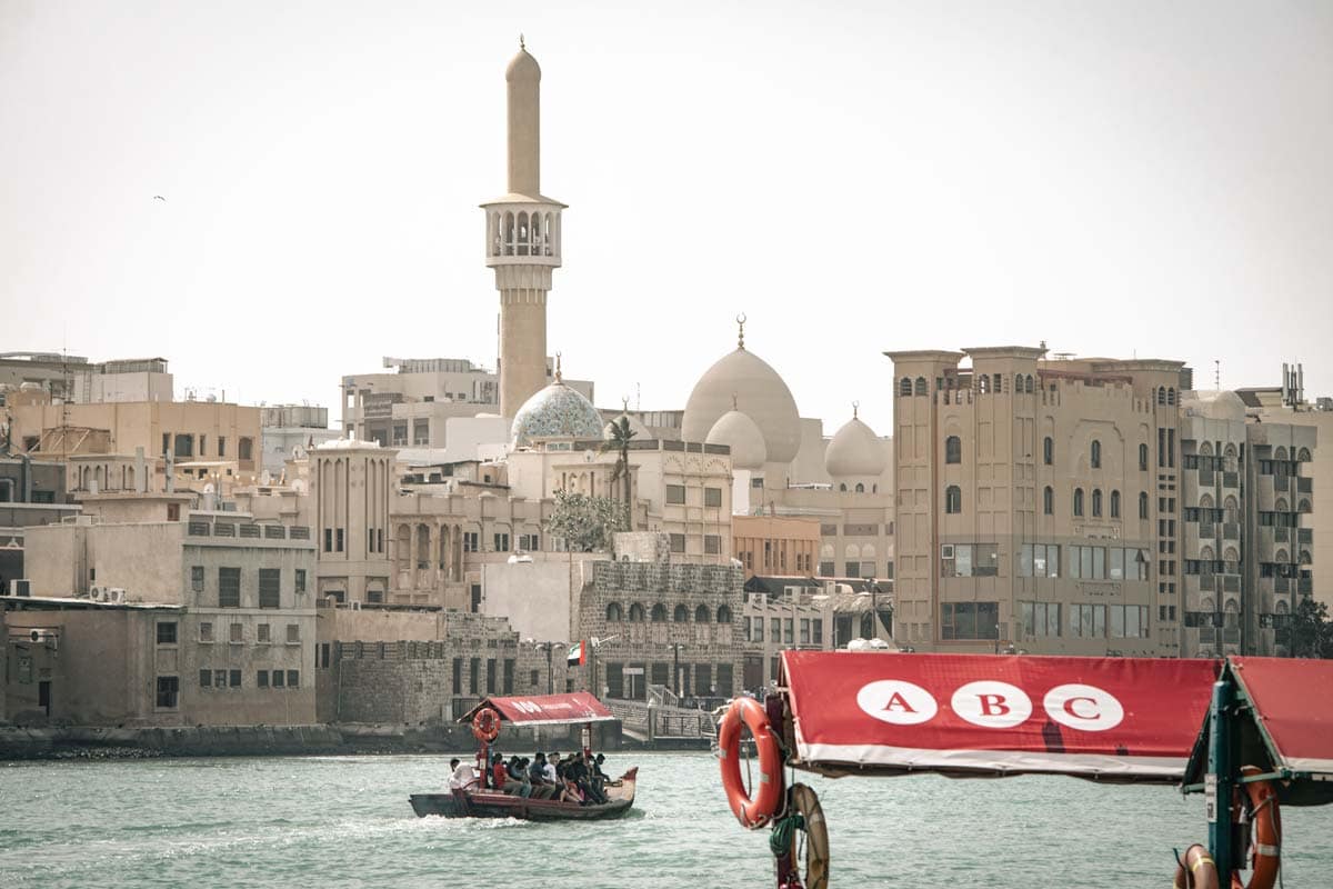 boat-in-old-dubai