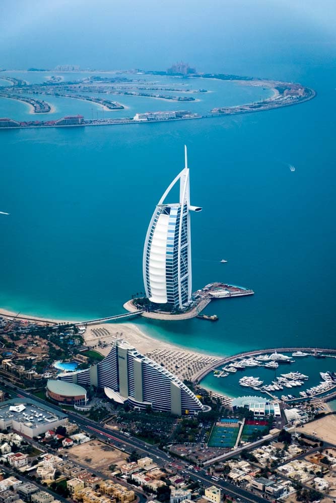 burj-al-arab-from-a-helicopter-view