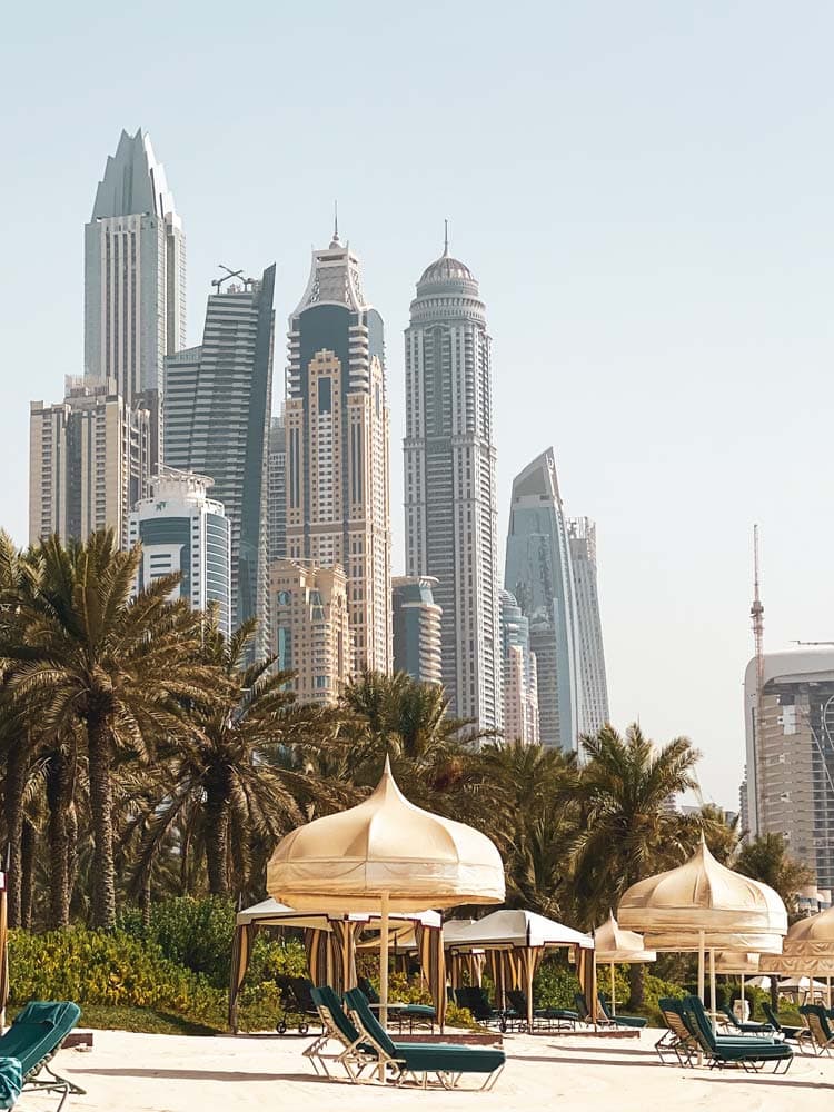 sunbeds-on-a-dubai-beach