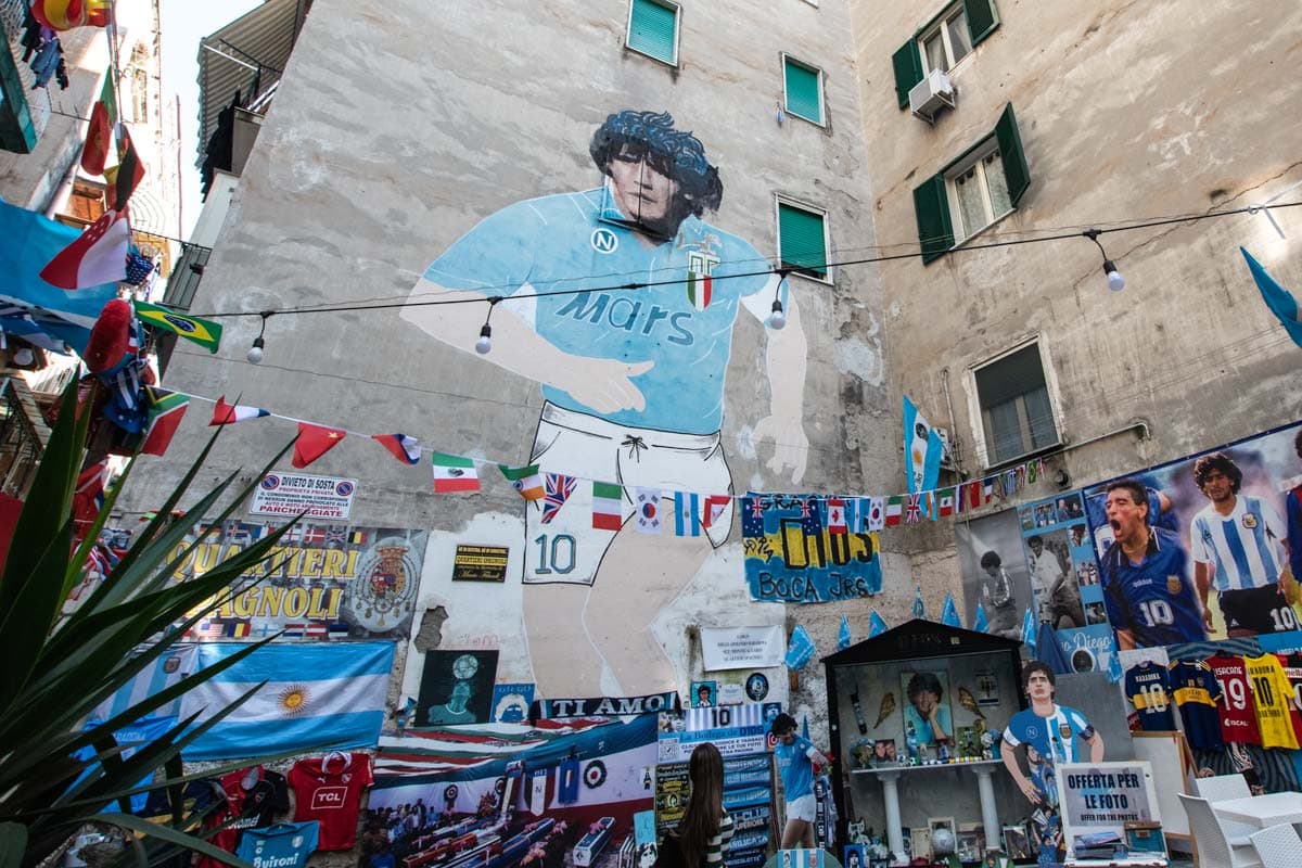 3-day-naples-itinerary-maradona-mural