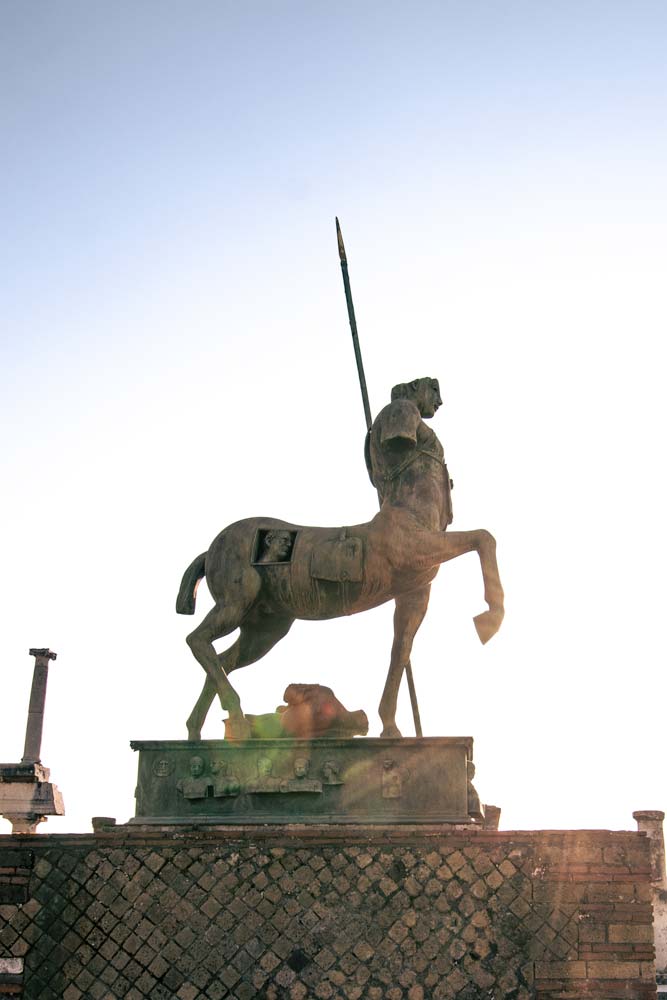 centaur statue in Pompei 