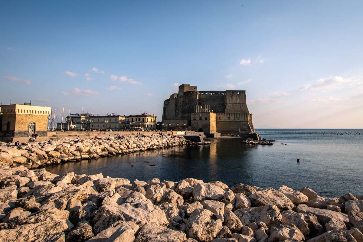Europe tinerary-naples - castle-in-the-sea