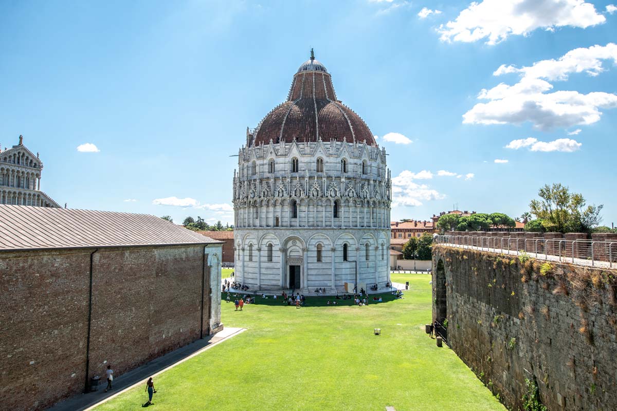 pisa-baptestry-from-the-walls