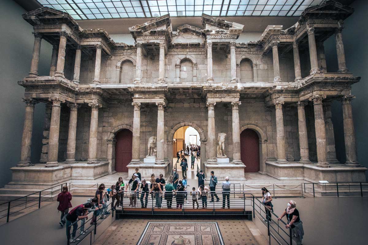 inside-pergamon-museum