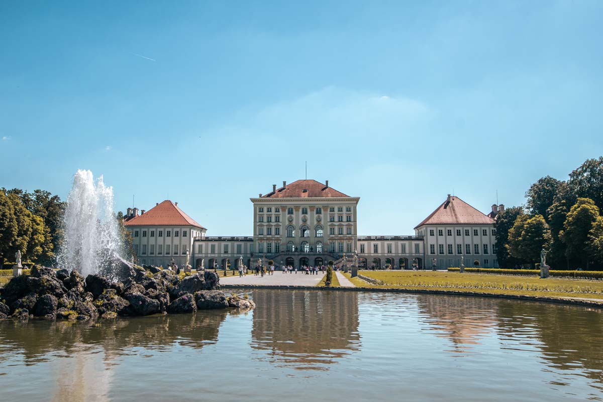 Schloss-Nymphenburg-palace-behind-a-fountain