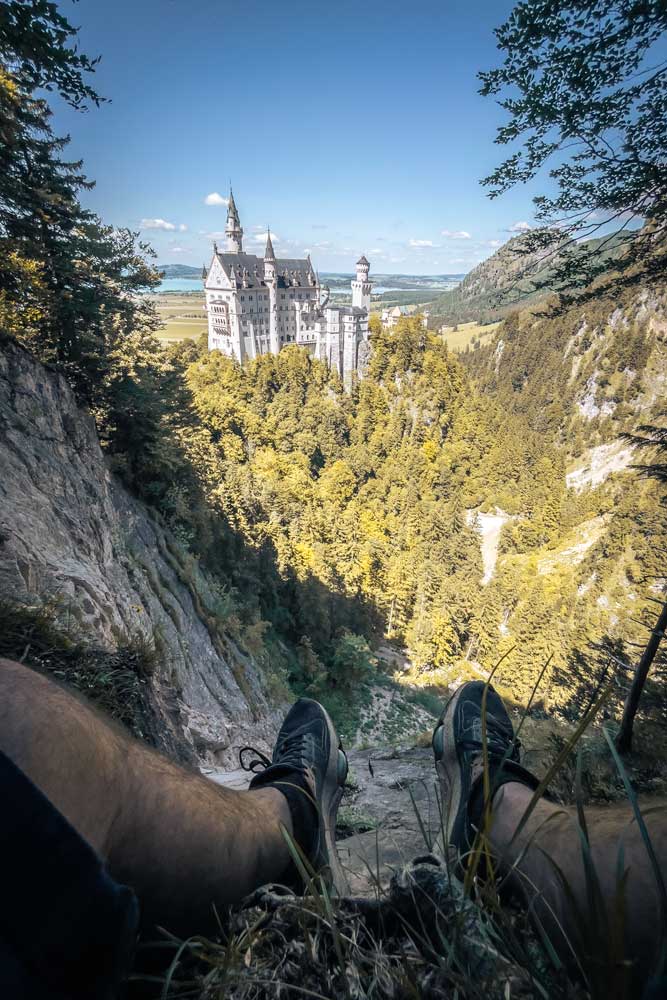 munich-to-neuschwanstein-castle-legs-over-clifside