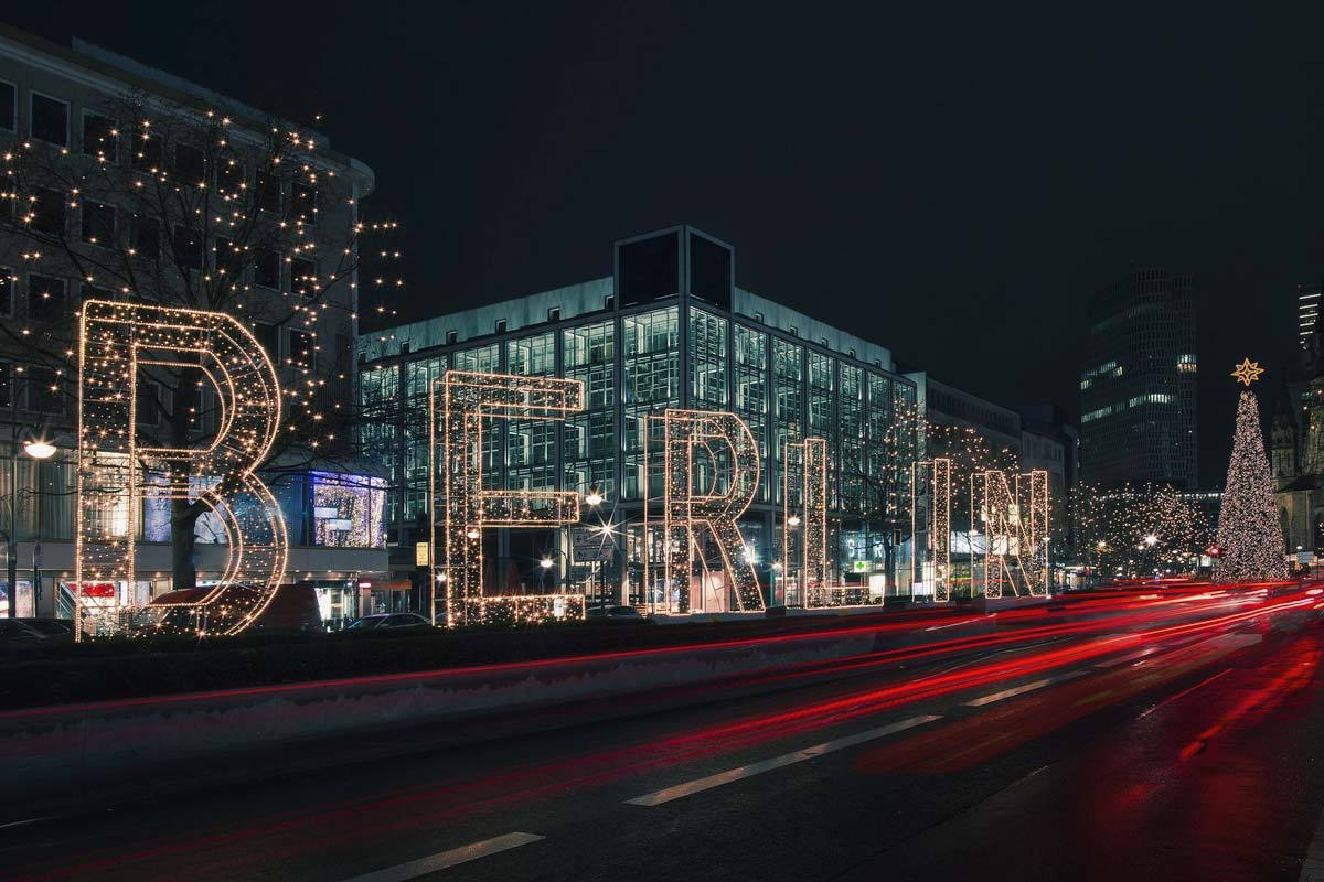 december-in-berlin-holiday-berlin-sign