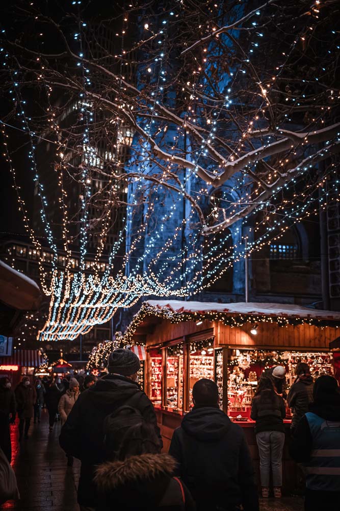 people-in-a-berlin-christmas-market