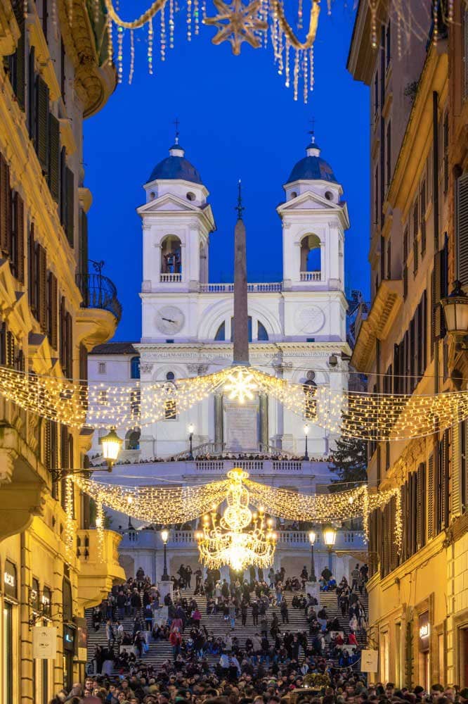 christmas-market-in-rome-in-december