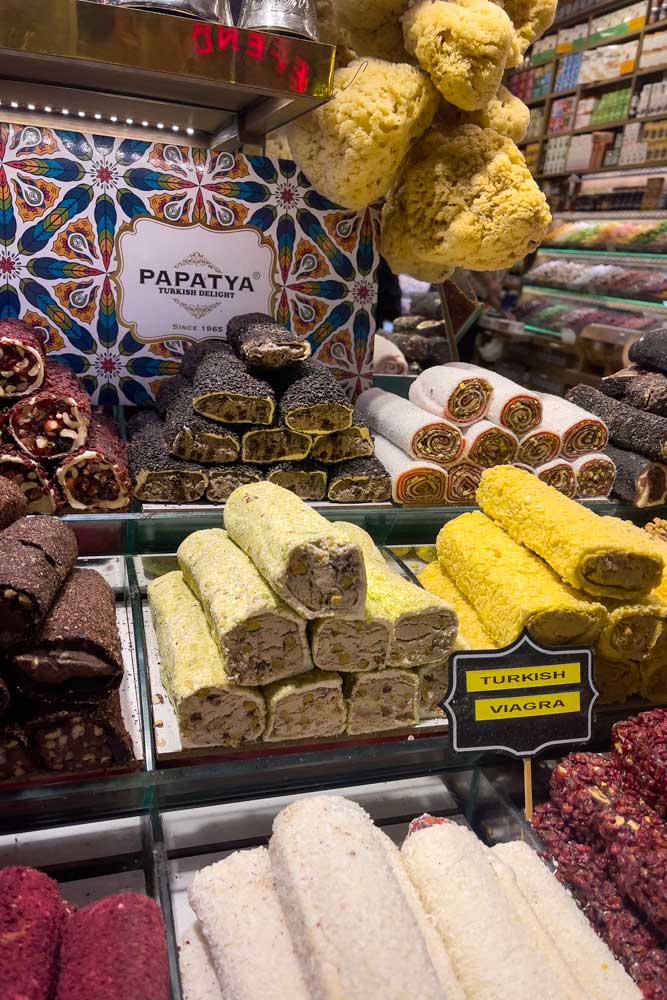 close-up-on-turkish-herbs