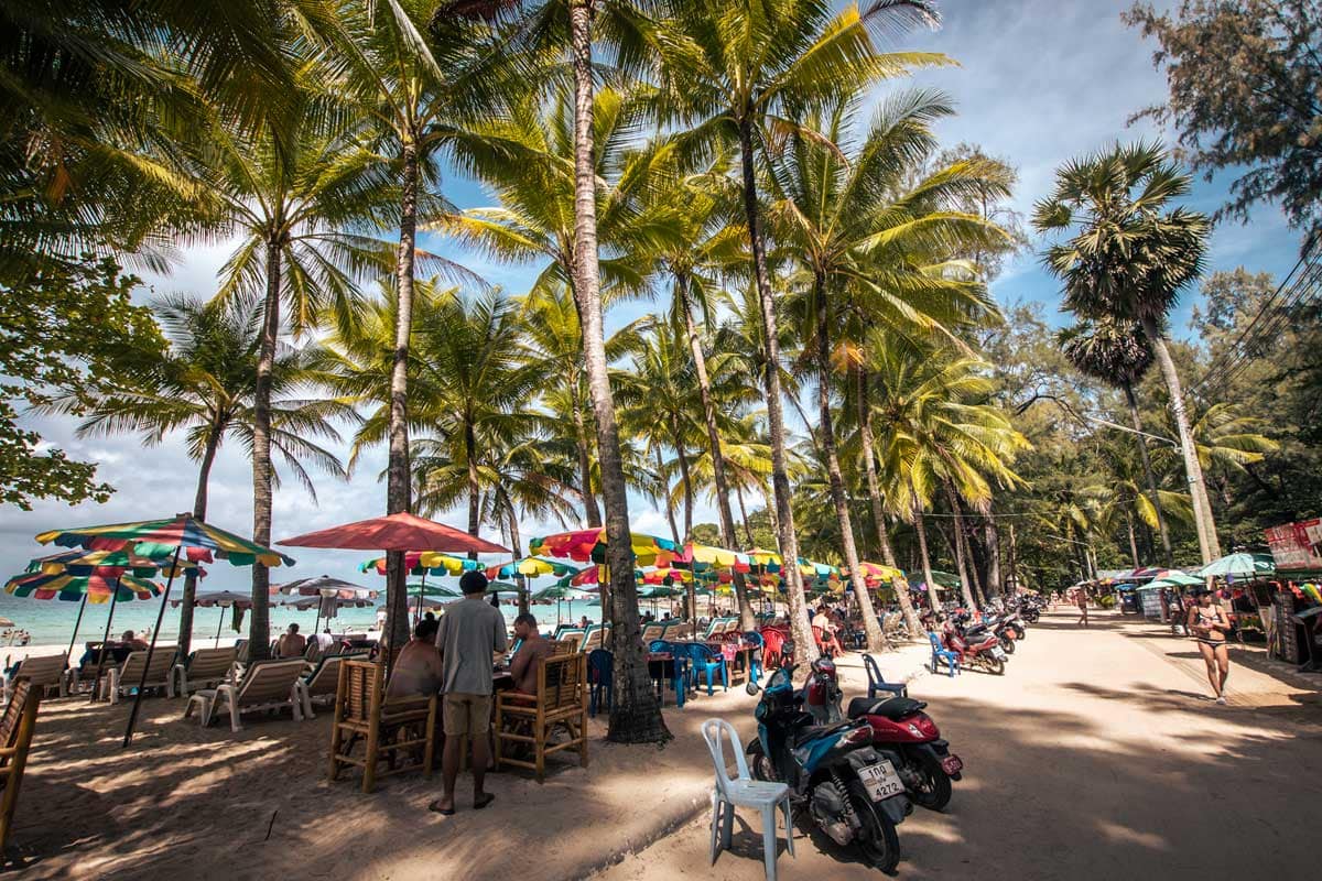 beach-cafe-on-a-phuket-beach