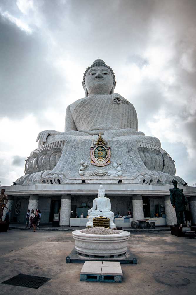 big-buddha-with-stormy-sky