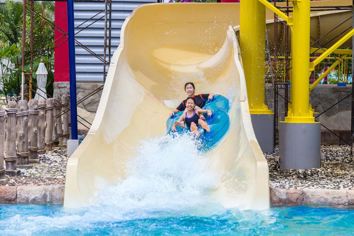 kids-on-a-water-slide