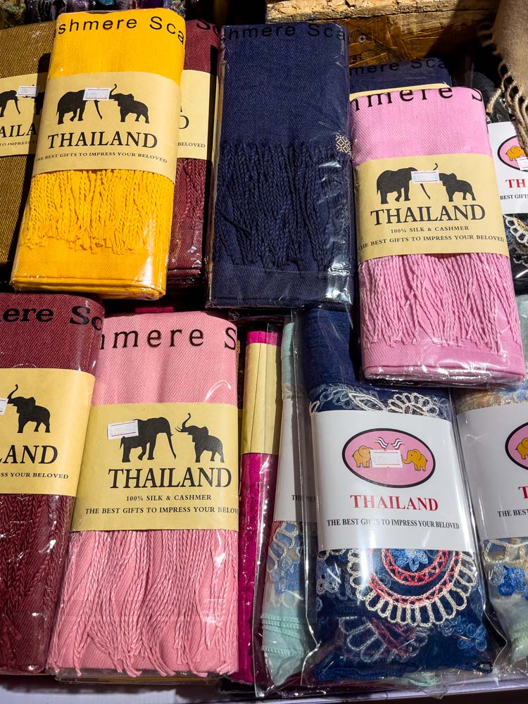 phuket-souvenurs-silk-scarves