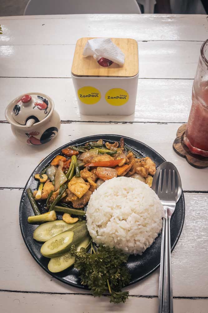 thai-dish-with-rice