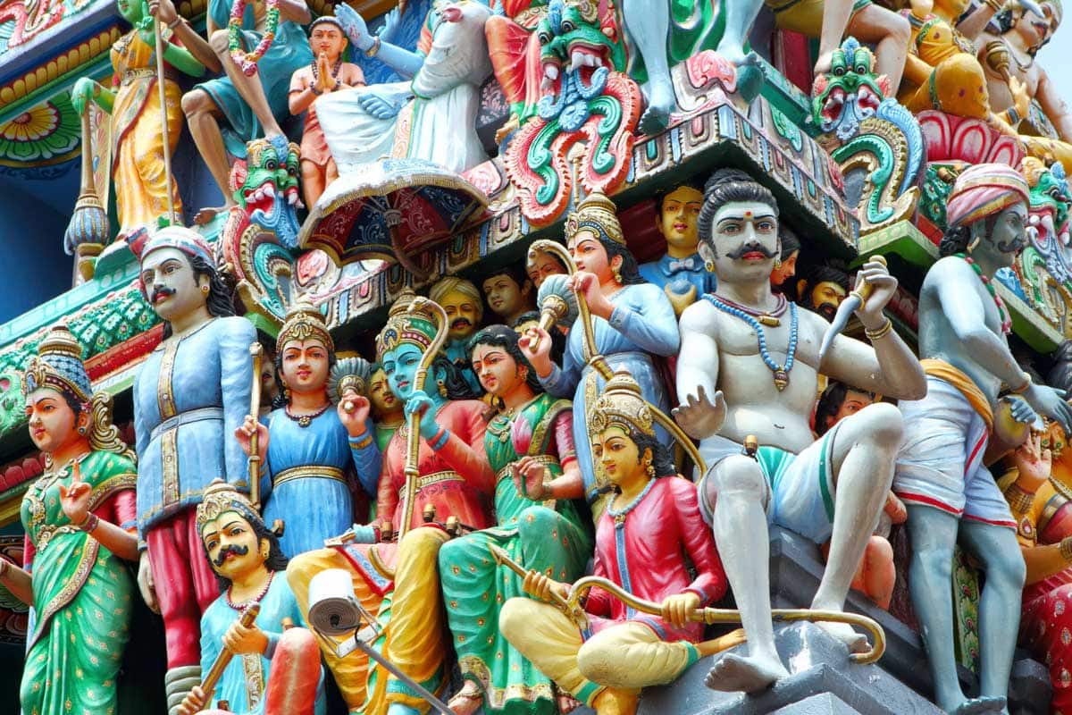 singapore-itinerary-close-up-on-a-hindu-temple