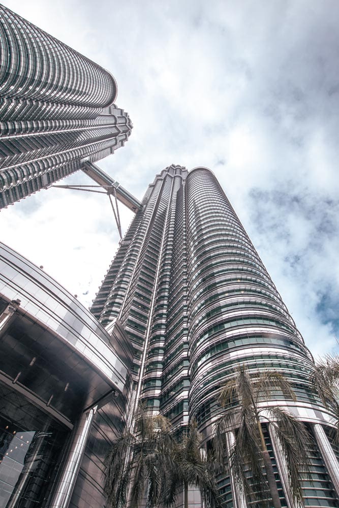 3-days-in-Kuala-Lumpur-Petronas-Towers