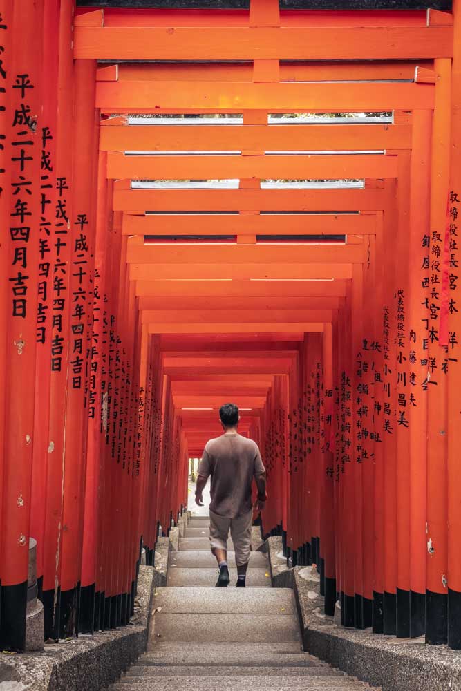 tokyo-is-famous-for-orange-temple