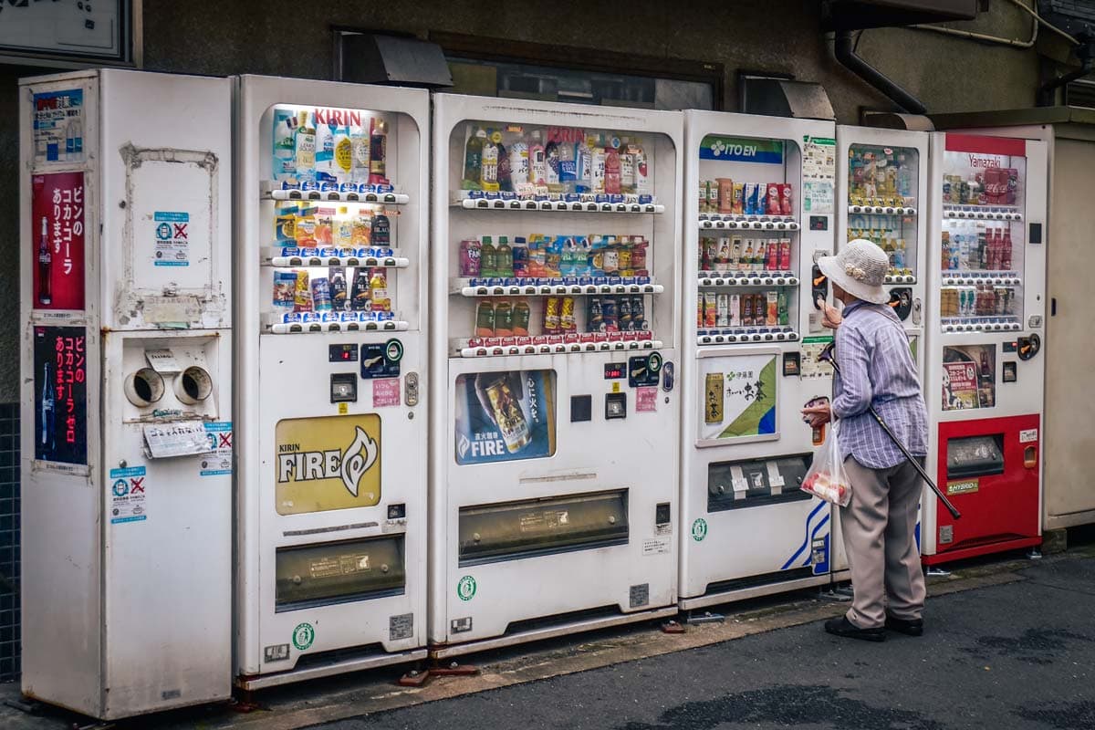 tokyo-is-known-for-vending-machines-on-the-street